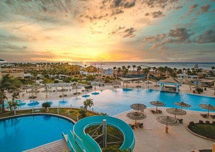 CORAL SEA HOLIDAY RESORT